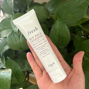 Fresh Soy Face Cleanser 50ml